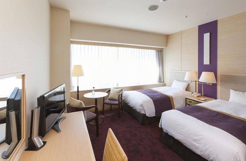 Chofu Creston Hotel Esterno foto