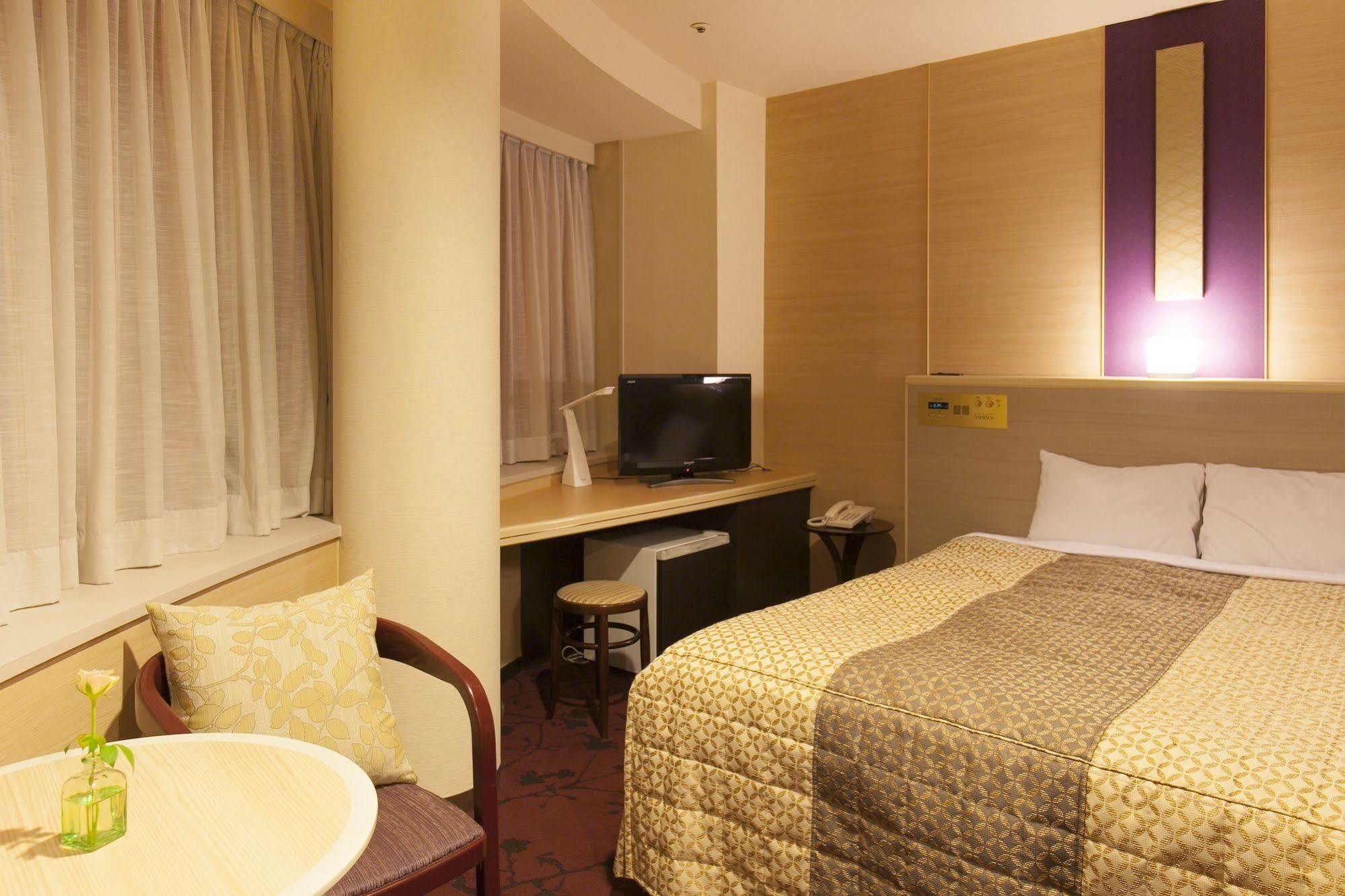 Chofu Creston Hotel Esterno foto